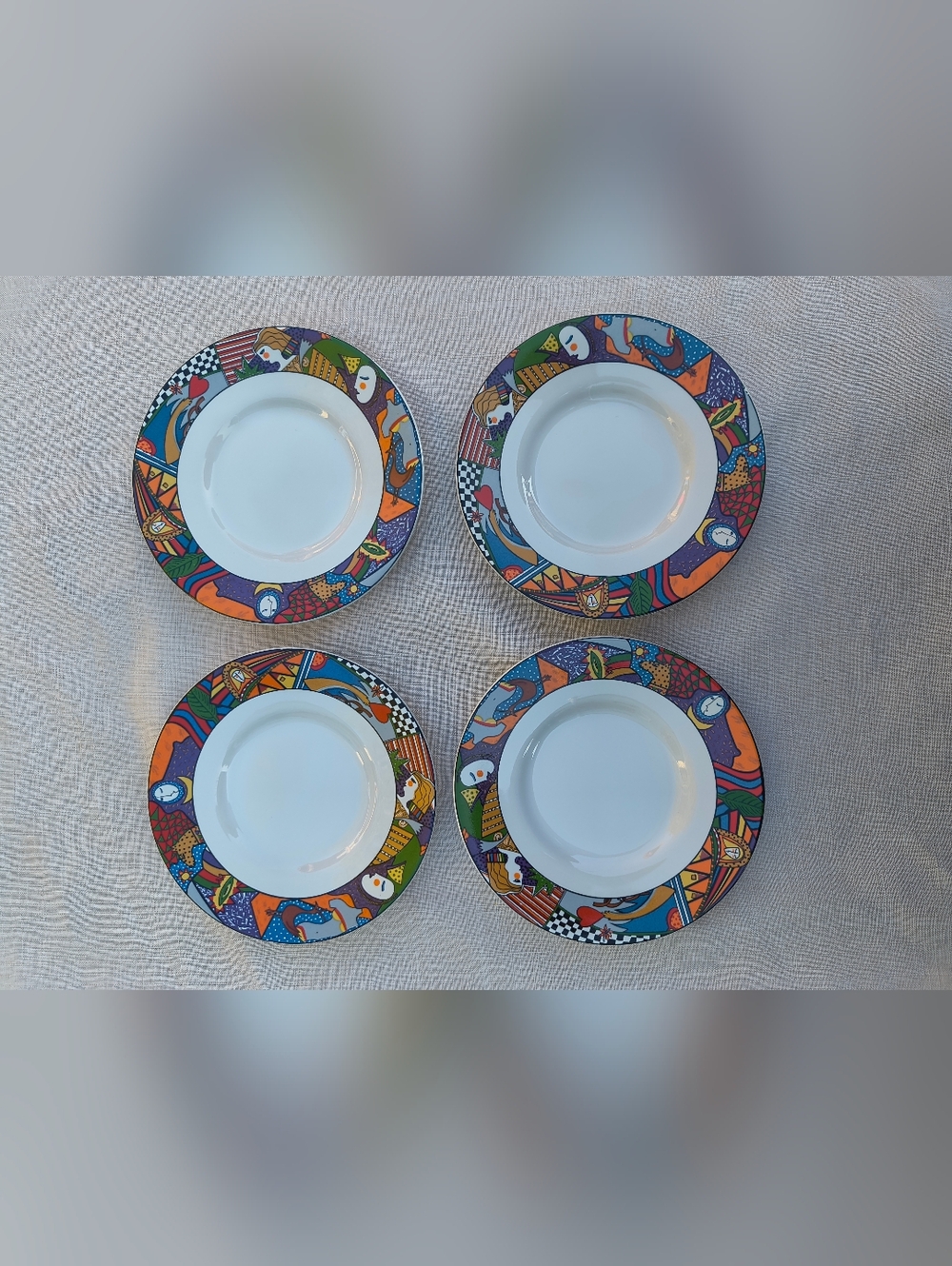 Set of 4 Metropolitan by Vitromaster Saucers